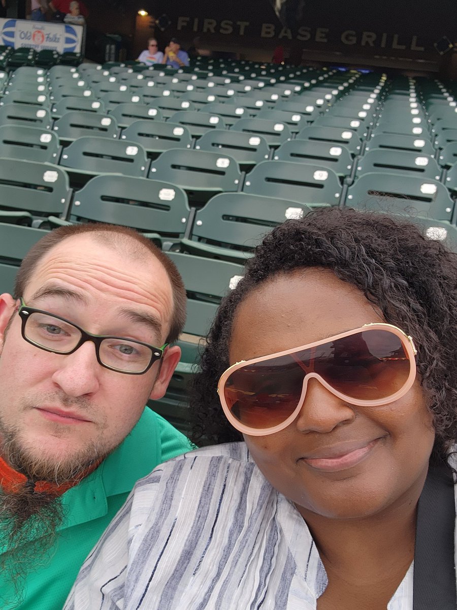 Amber Williams tweet media