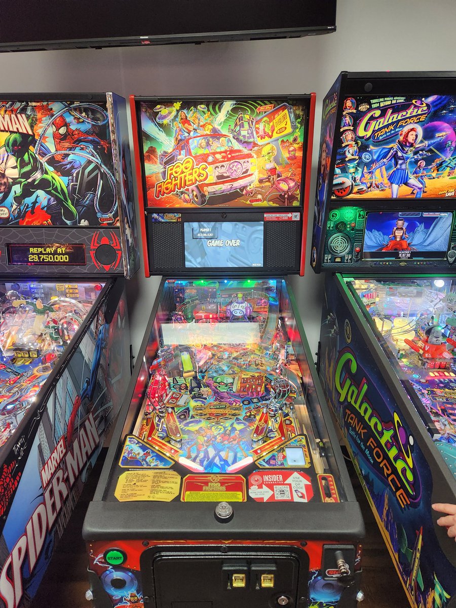 Sweet machine by <a href="/sternpinball/">Stern Pinball</a> 

<a href="/foofighters/">Foo Fighters</a> 👨‍🎤

Def gonna get better and get my initials on there.