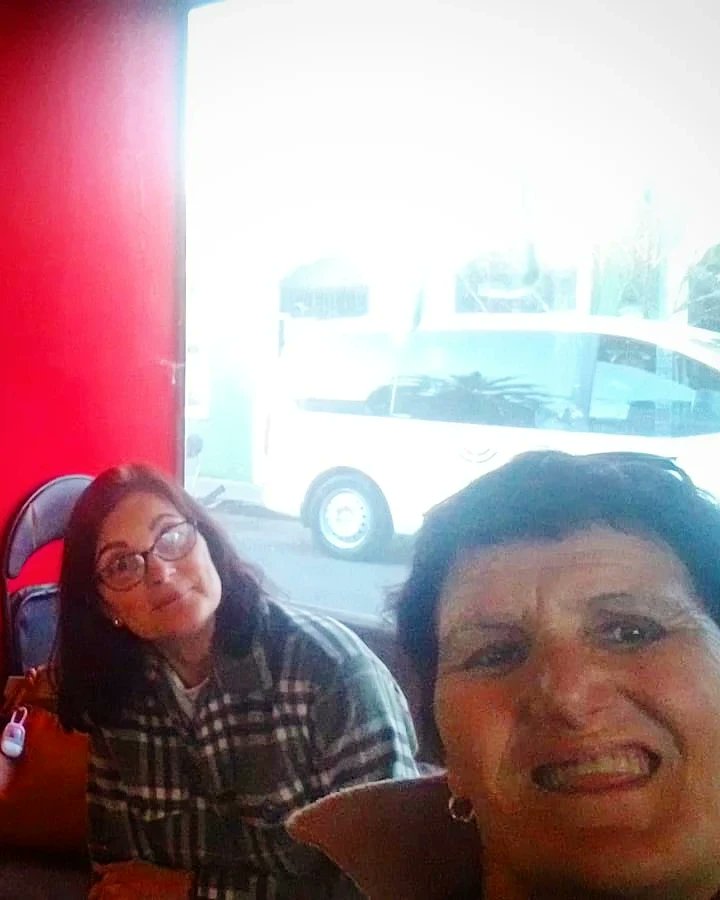 CGeneroFMaldo's tweet photo. Al cierre las compañeras del @Frente_Amplio hicieron una reunión de camaradería en el local del @MPPmaldonado https://t.co/8yVJOHIEuG
