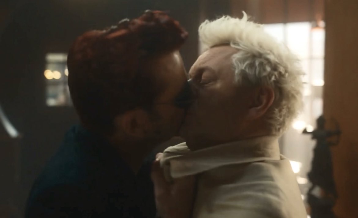 shitomens's tweet photo. nothing more sad than two people in love who desperately want to be together but don't know how to get there https://t.co/Uo1kJBBbRd