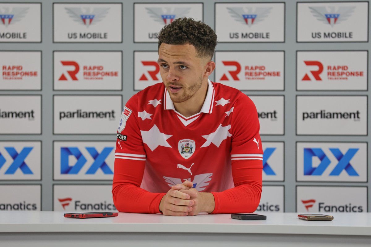 Barnsley FC tweet media