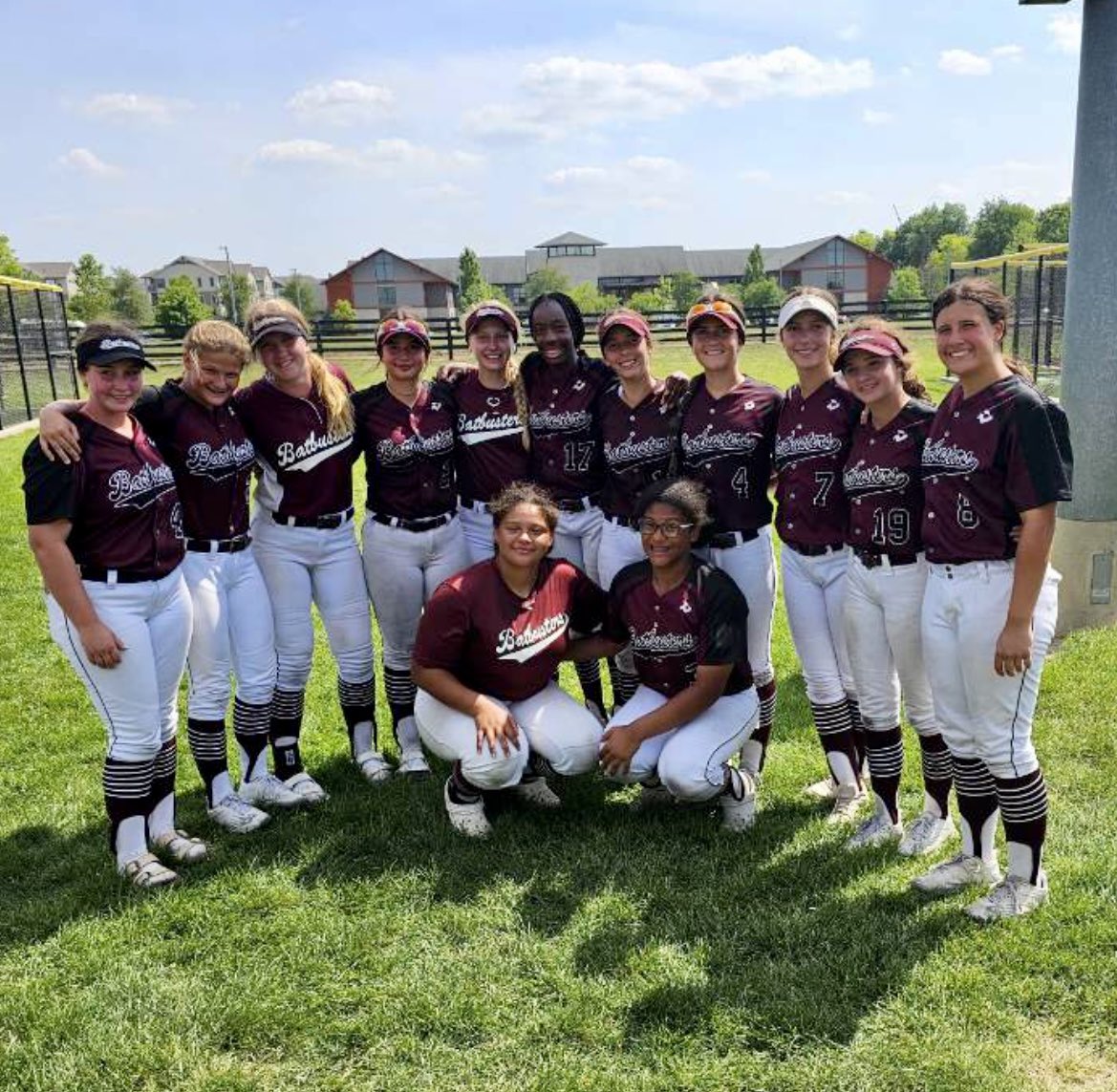 That’s a wrap for the 2022/2023 season. Picture taken at the Alliance Softball Nationals after our last game. This team finished the season with 72 wins, 34 loses and 5 ties. Such a great group of hard working young ladies that have bright futures ahead of them.