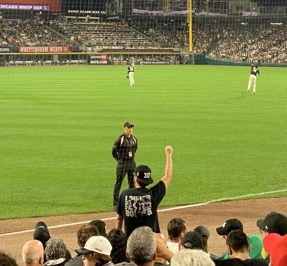 CheapSeats411's tweet image. Quote tweet a photo of you at a sports game!