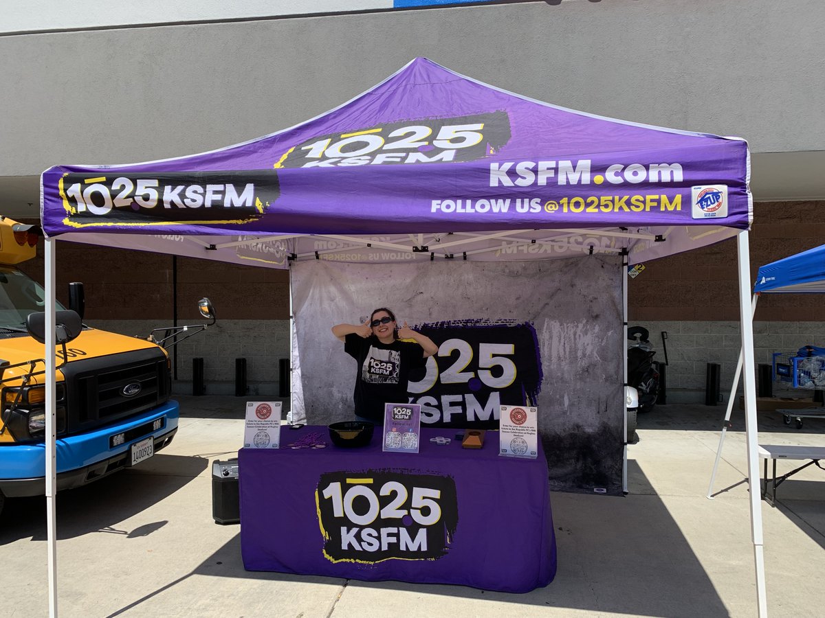 Charlieo1320's tweet photo. Thanks everyone who came out to Walmart in Antelope and helped @1025KSFM #FillTheBus with school supplies for students who'll need them soon! To everyone who donated ... U R AWESOME!!! Thanks to Jacque from our Promotions Team who endured the heat to meet and greet! #ESPN1320 https://t.co/teCkPFj0d6