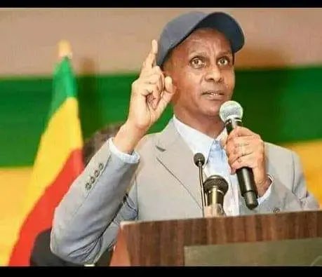 ግንቦት 7 ሃምሳ ፐርሰንት የሚሆነው የገቢ ምንጩ የእስክንድር ነጋ ፎቶግራፍ ነበር። (መለመኛቸው)ፎቶው  የጀርባ አጥንታቸው የነበሩት እነ ብርሃኑ ነጋ እስክንድር በአካል የመሰረተው የአማራ ሕዝባዊ ግንባር ወጥ-በወጥ እንደሚያደርጋቸው  አያውቁምን?!