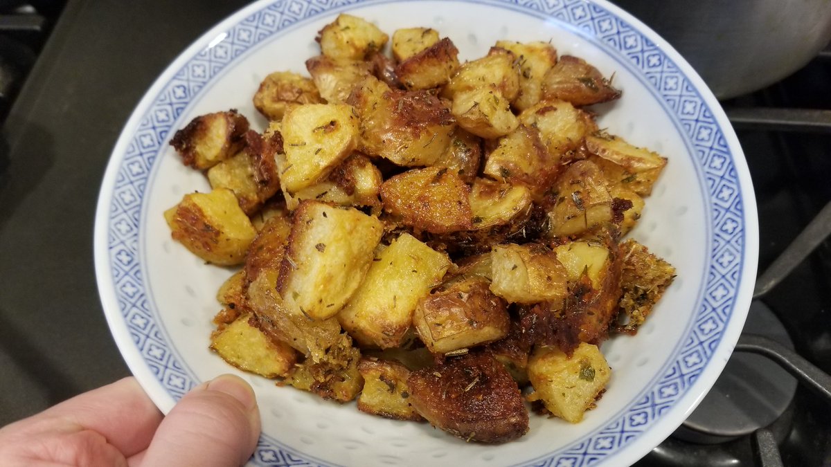 I made up for my own side dishes is the Savory Parmesan Roasted Potatoes using with any leftover yellow potatoes. #roastedpotatoes #parmesanroastedpotatoes