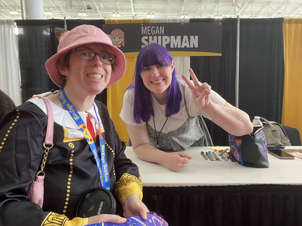 SVortex626's tweet photo. I got to meet the Spy X Family cast!!!! You guys were all so lovely!!!!! #FANEXPOBoston #alexorgan
@18moptop @nvansistine #spyxfamily https://t.co/BB7t6VmsSF