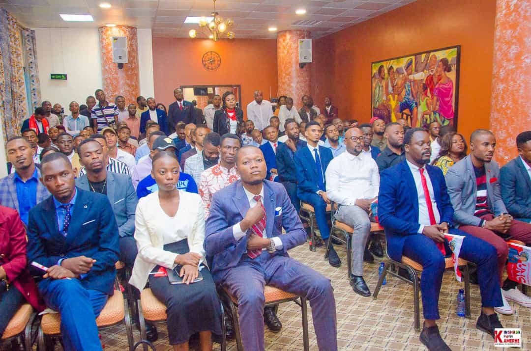 KombeGauthier's tweet image. Nous saluons, L'hon @BMubonzi, le Vp @RemyBongungu, Le coordon @BenitoKiangudi Kiangudi, le Coordon #Marius Bagalwa qui ont partagé leur savoir et expérience avec les jeunes comme étant les intervenants de ce 1er café de la jik.@BillyKambale1 @yvesnswal

 #Chaque_jour_est_une_vie