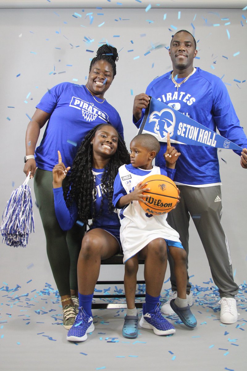 JakahlaCraft's tweet photo. Thank you @SHUWBB for the amazing official visit! I had an amazing time with @TonyBozzella, @Simmons_CoachDi, @CoachCC_ and the team :) https://t.co/FXUZ7Xtm6P