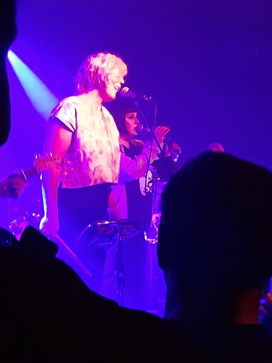 JeremyNye's tweet photo. I've been hanging out with the coolest of people this weekend. Hockney at Glyndebourne and @BethArzy at @thelexington tonight.
Musical highlight? 'We Go On' by #theluxembourgsignal https://t.co/hMCrkTlnxM