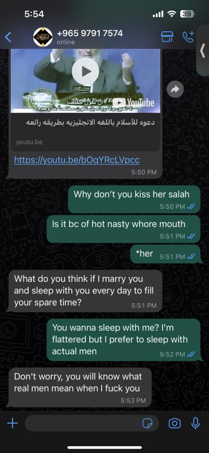 HappyGo85393465's tweet photo. SALAH TALKING ABOUT GRAPING A FEMALE AFTER SHE TEXTED HIM ASKING WHY WONT HE KISS HIS WIFE! SICKENING SAYING HE WILL SHOW HER WHAT A REAL MAN IS AFTER HE F HER FORCEFULLY OF COURSE AKA GRAPE! #foodiebeauty #salahalrefae #alsultansalah #kuwait #teebaldaar #teeb_aldaar https://t.co/wFf4q51dKR