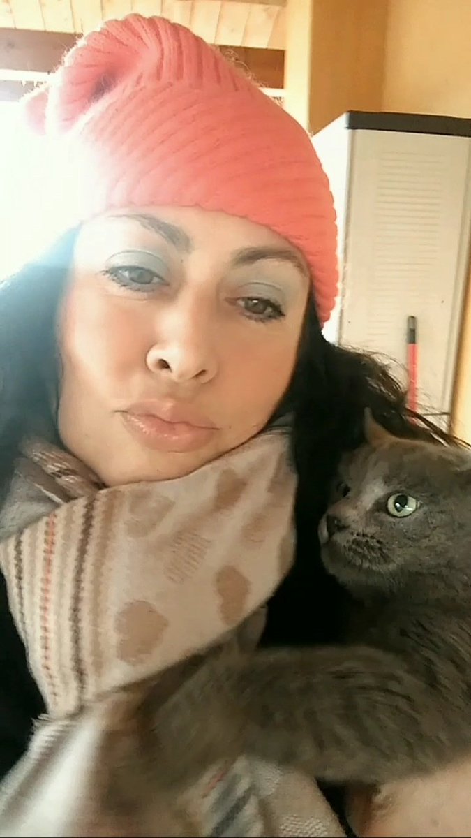 paola_space's tweet photo. Paola &amp; Rezza 💗 https://t.co/eRx1TgCXsU