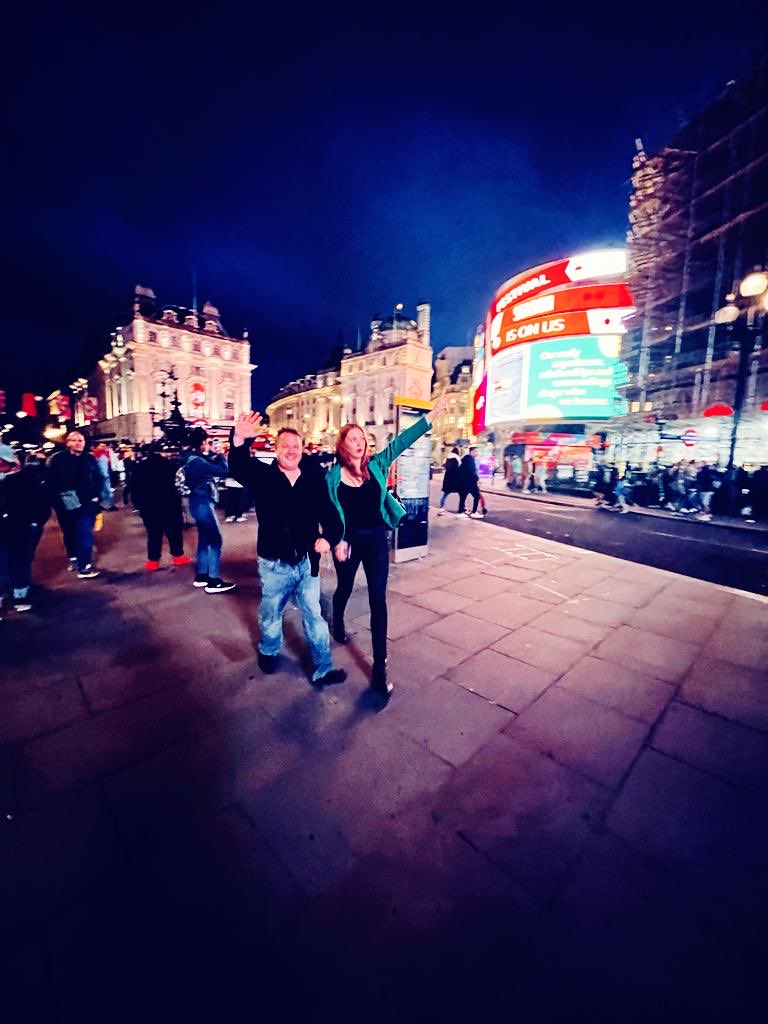 Morrisontal's tweet photo. London is good innit https://t.co/CEdx9JdiMz