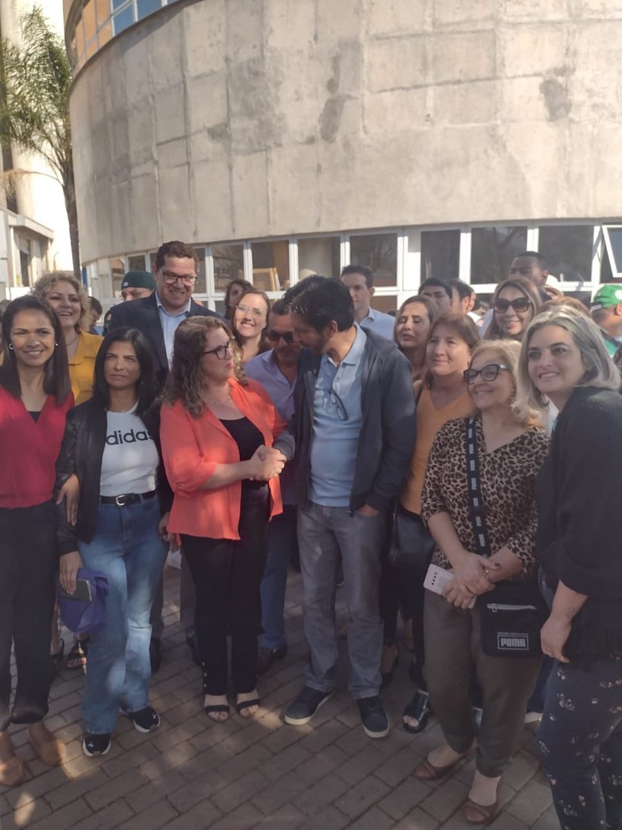 ari_886's tweet photo. Sr prefeito @ricardo_nunessp agradecemos sua gestão para com a Educação Infantil, mas precisamos de mais chamadas p assumir o nosso cargo e a Educação Infantil precisa de mais profissionais de excelência. Esta professora representa o #chamapei e pedimos q nos escute https://t.co/JTl5KunZNc