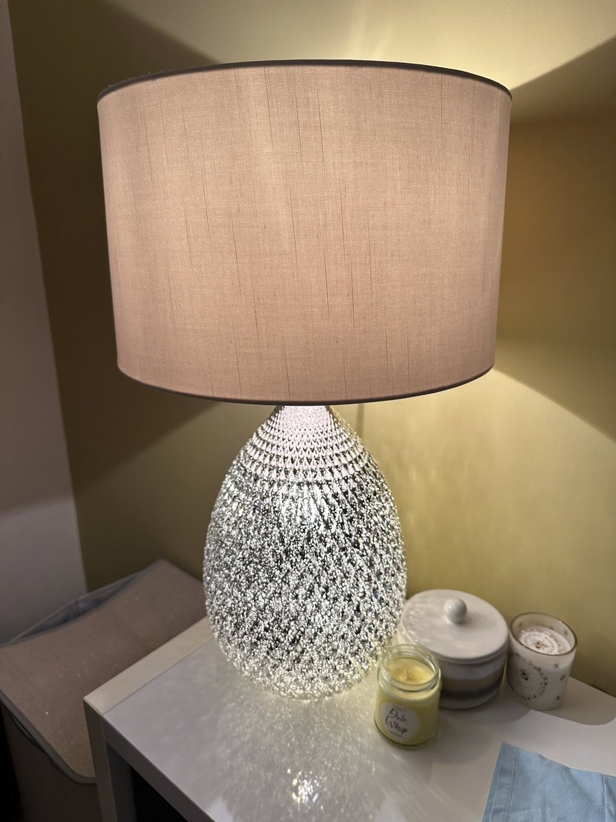 Such a wonderful morning down <a href="/SYDNICentre/">The SYDNI Centre</a> ✨ 
My faulty lamp was fixed by the amazing Dai at the Repair Cafe 🧰🪛
Great coffee at the Cafe ☕️ and met some fab people all at the same time 👏🏻