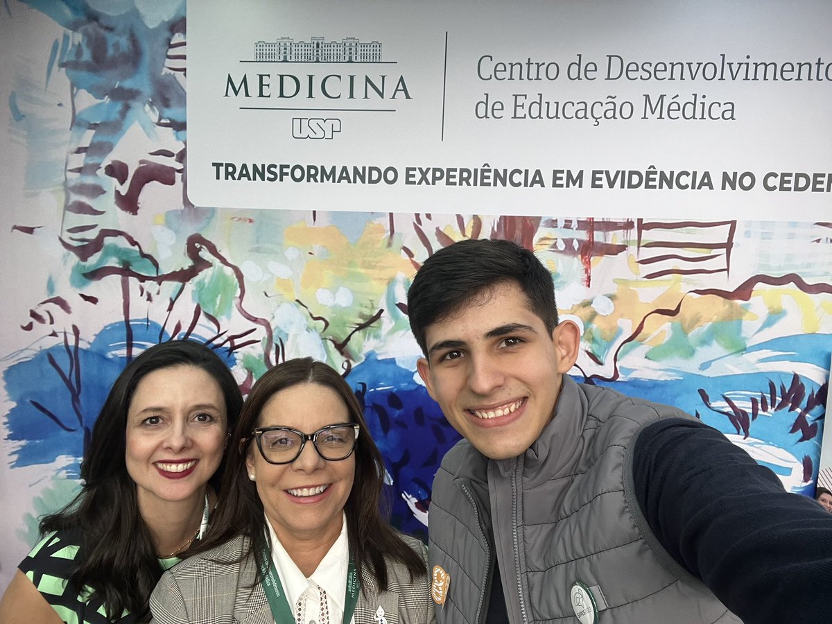 ProfDenisePires's tweet photo. Por aqui, na FMUSP, participando de evento sensacional sobre Educação Médica, com professores e estudantes. SIIPES 2023
#Educacaodequalidade https://t.co/u5Us2AncqT