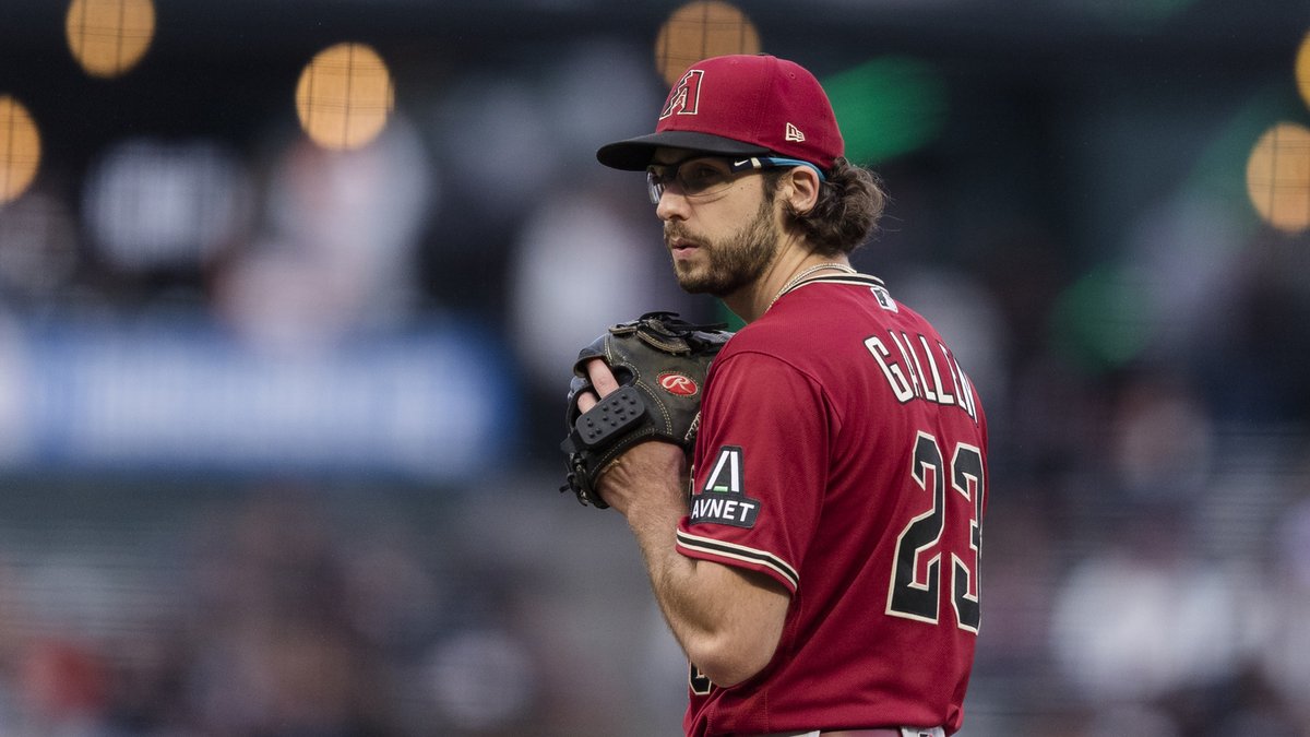 Diamondbacks_AZ's tweet photo. Diamondbacks updated playoff and World Series odds https://t.co/sIWyRV5sTJ https://t.co/t54K1VAxGw