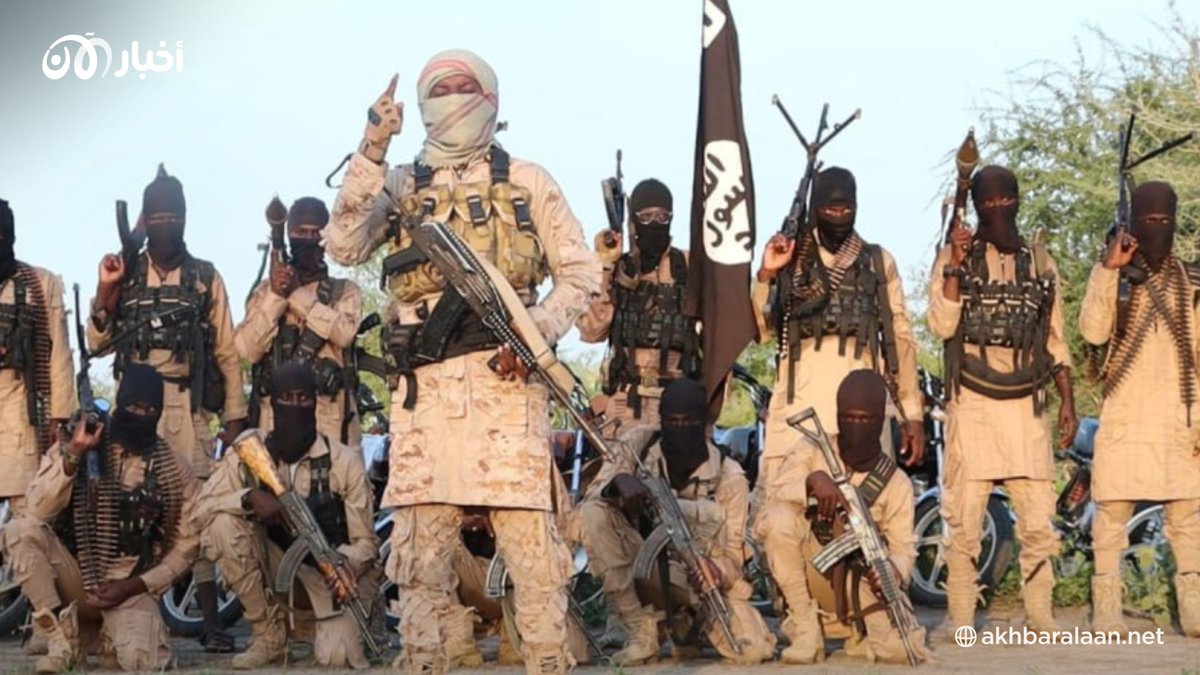 بيعة عناصر #داعش بمنطقة (كرينوا) بغرب أفريقيا لزعيمهم الجديد أبو حفص الهاشمي القرشي
#داعش_في_غيبوبة #الخليفة_الخفي
#فانية_وتتدهور #داعش_غرب_أفريقيا
