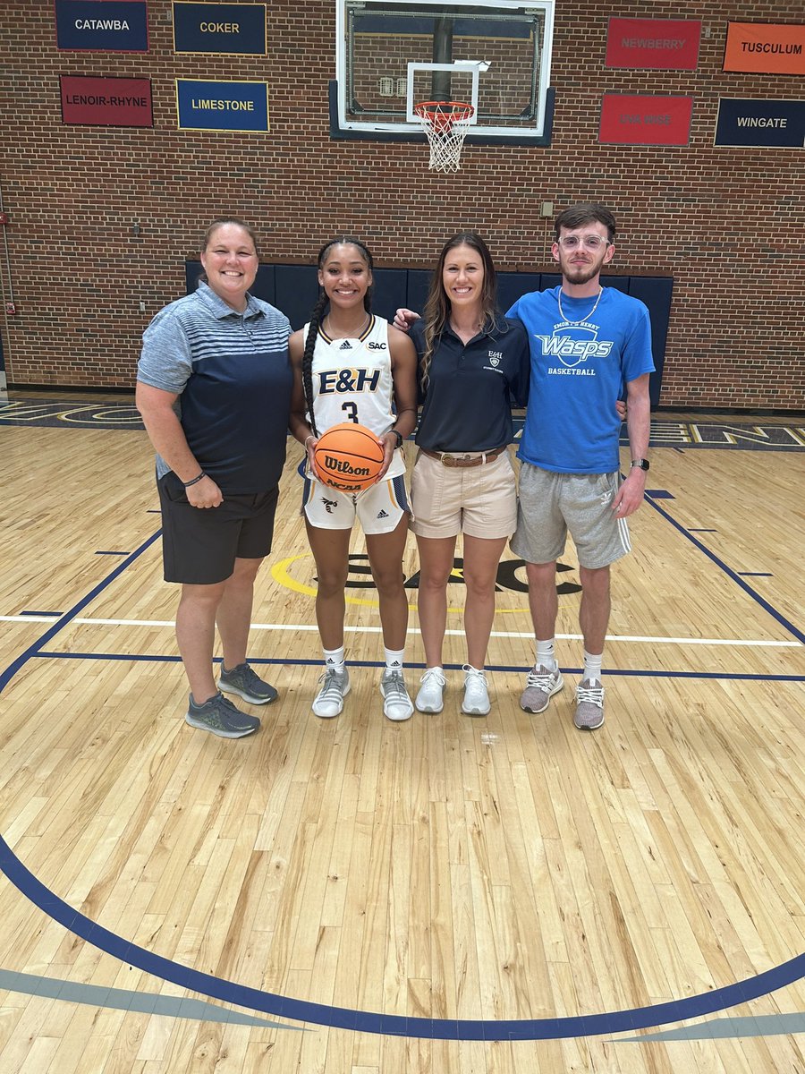 VAHavoc's tweet photo. Congratulations to Monacan High Girls c/o 2025 @trinityjones35 for receiving her 2nd NCAA D2 offer to Emory & Henry University! She has had a great Spring & Summer! #TrinityJones #VaHavocGirls #VaHavoc #UnleashChaos #ProtectThisHouse @SWAYDE_01 @UANextGHoops https://t.co/TT28u2pwM2
