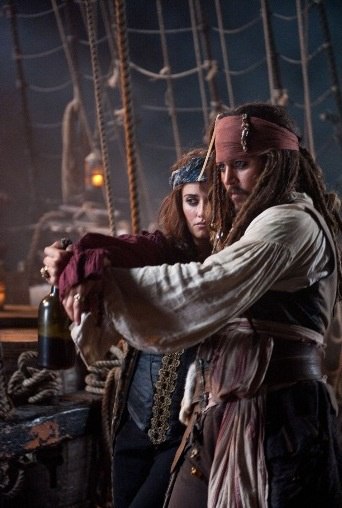 WickedWenchCapt's tweet photo. "Not all treasure is silver or gold." 

Captain Jack Sparrow
Not new to Jack or POTC
Crossover friendly
Captain of the Wicked Wench/Black Pearl
Shipped with @AngelicaPirate 
Father of @JackieSparrowJr and Hector Sparrow
Grandfather of Electra and Caleb

Pirate's Life of you RT! https://t.co/InscYp4Vnt