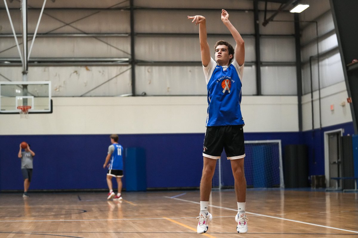 ASFL_Shoot4Cure's tweet photo. Congratulations to the #ASFLChallenge Boys Division Champion, The Best Shooter in Massachusetts, Catholic Memorial’s Ryan Higgins! #ASFL https://t.co/EaEliGrdYS