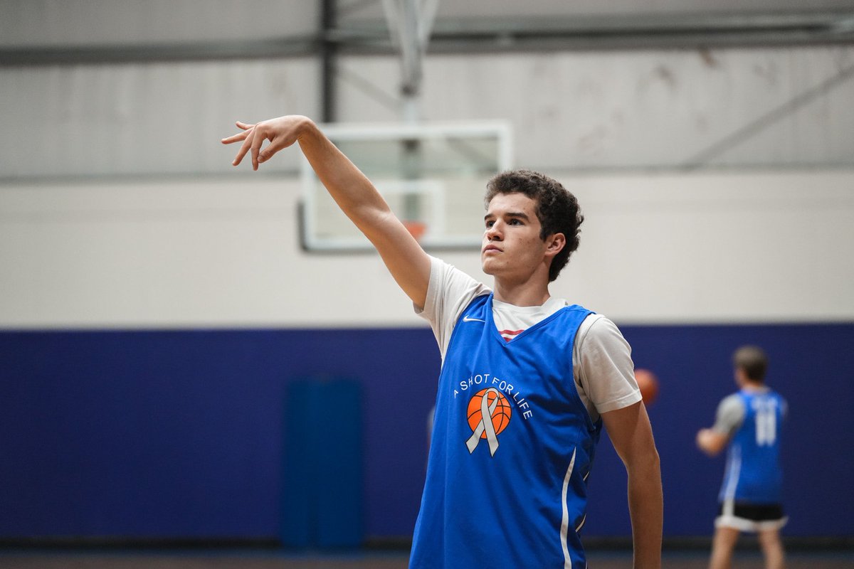 ASFL_Shoot4Cure's tweet photo. Congratulations to the #ASFLChallenge Boys Division Champion, The Best Shooter in Massachusetts, Catholic Memorial’s Ryan Higgins! #ASFL https://t.co/EaEliGrdYS