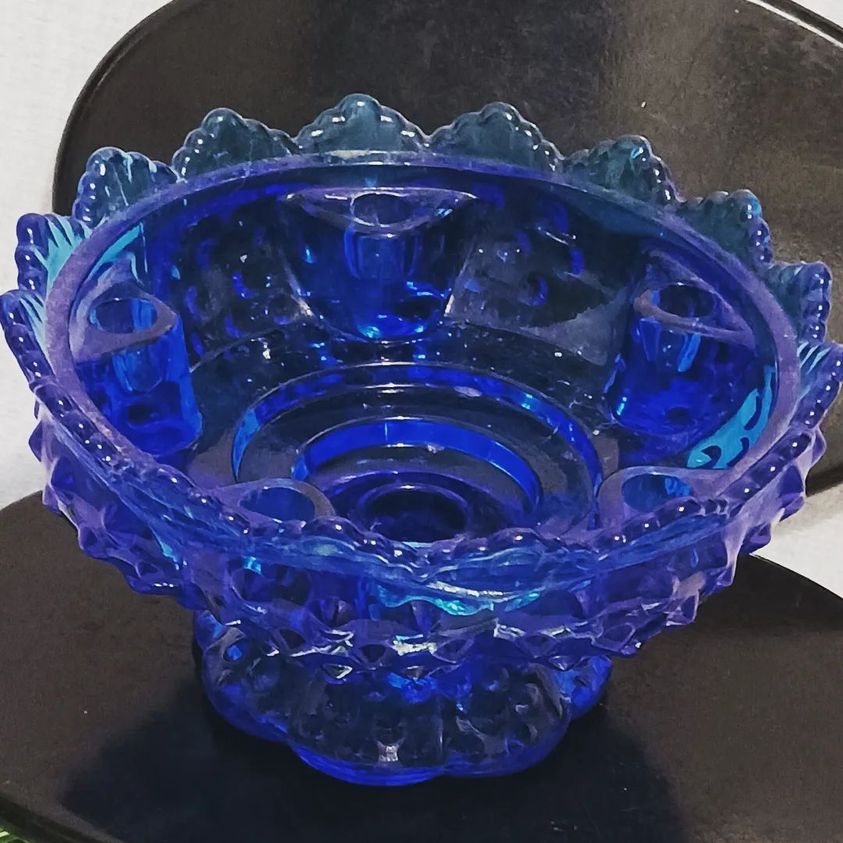 DWedgeCreations's tweet photo. #etsy shop:Hobnail Candleholder Fenton Glass https://t.co/GUfNimc4pJ #blueglass #hobnail #fenton #artdeco #eapc #depressionglass #hobnailglass #imperialglass #sawtoothedge #candleholder #midcentury #fentonhobnail #dwedgecreations.etsy.com #artglass #artwork #art #gift https://t.co/i0k7VF3d1p
