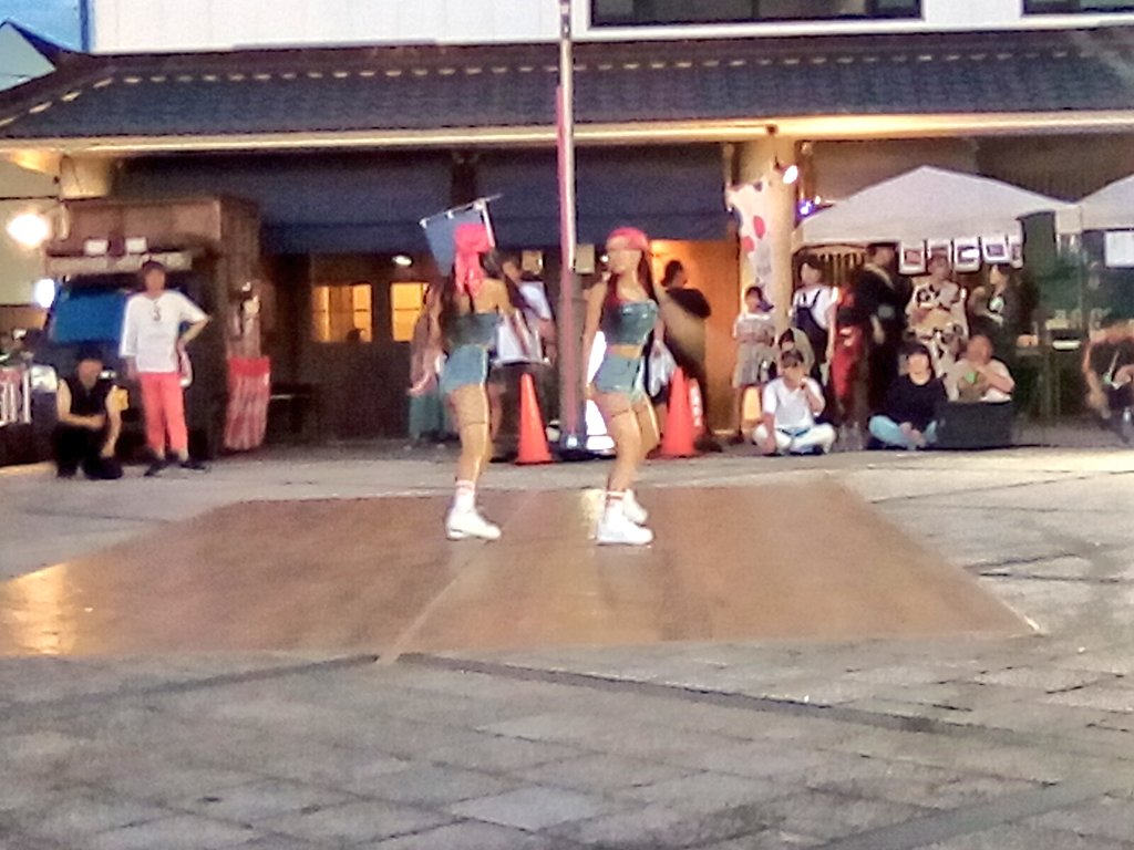 charara0124's tweet photo. UNITY dance group 8月5日
山陰ダンスライブ カラコロ広場
セクシーキュートな姉妹 以前から推してます♪成長しました よく動きます~もっといいカメラが必要ですFantastic !
#UNITYdancegroup #UNITY
#山陰ダンスライブ #カラコロ広場 https://t.co/OuoByOExZr