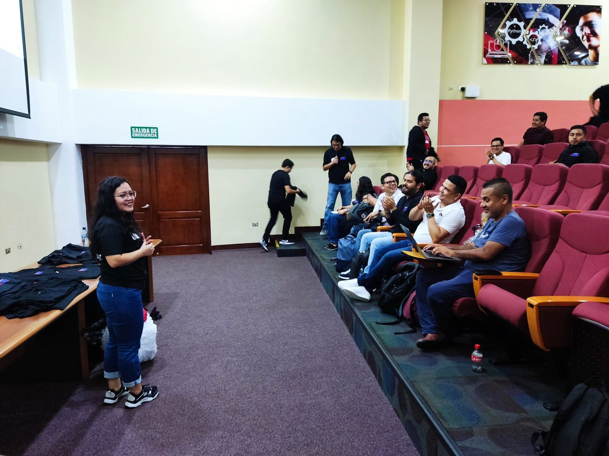 Java User Group El Salvador tweet media