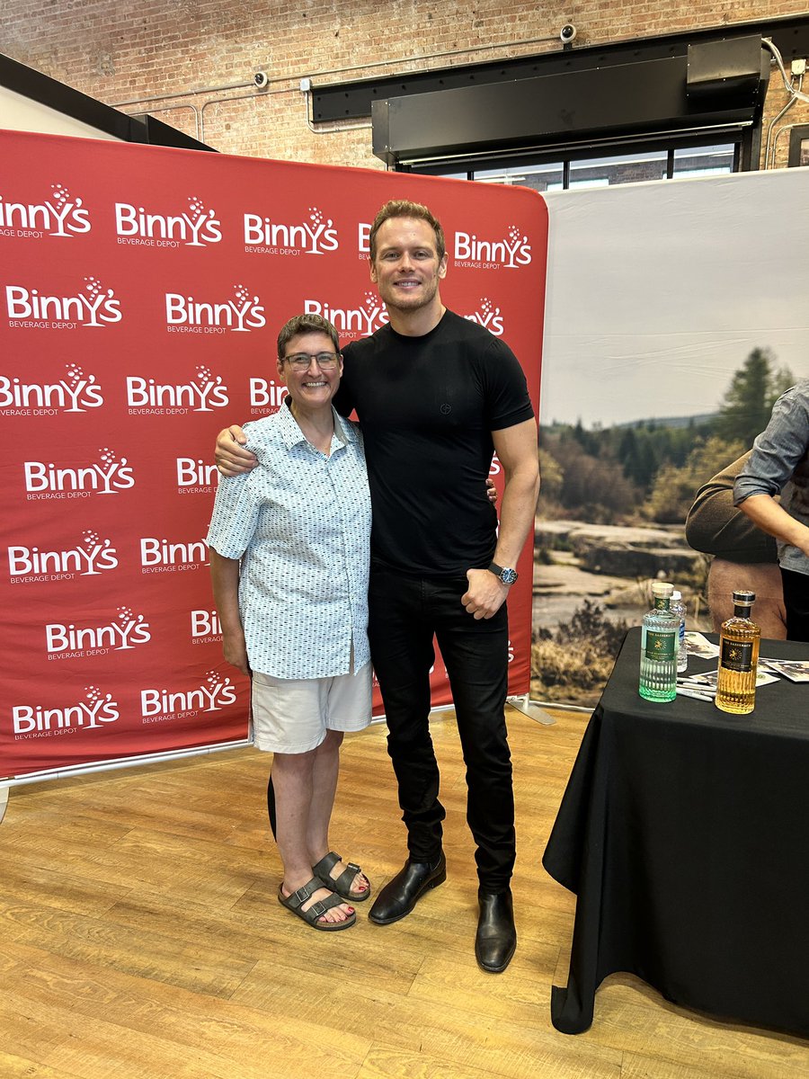 I got to meet <a href="/SamHeughan/">Sam Heughan</a> today! Worth the wait in the rain to see that smile in person!