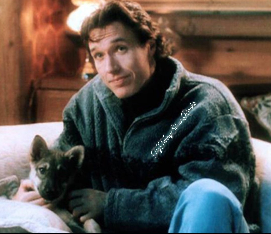 Silversmeasures's tweet photo. How does this giant of a man manage to look like a puppy, holding a puppy 🤣🤣🤭🤭🤗🤗 #NeilMeekin #EscapeFromAlaska #Throwback90s #goodnight 💤💤 https://t.co/K0EFPAuv4N