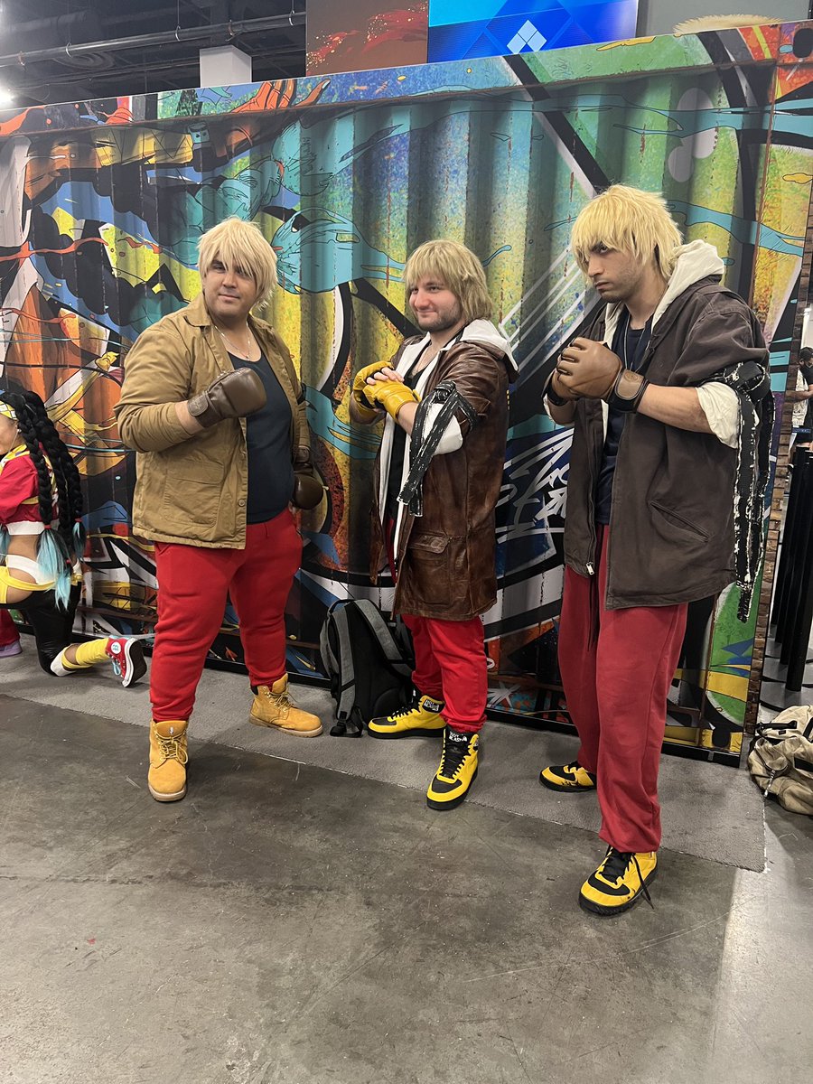 CapcomFighters's tweet photo. It’s another mirror ma- wait a minute… https://t.co/QtUIkvMcgy