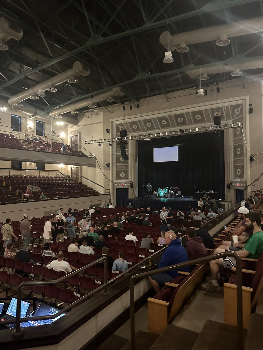 jonbaker1985's tweet image. Very happy with my seats for my first live show @kirkmin @kirkminshow