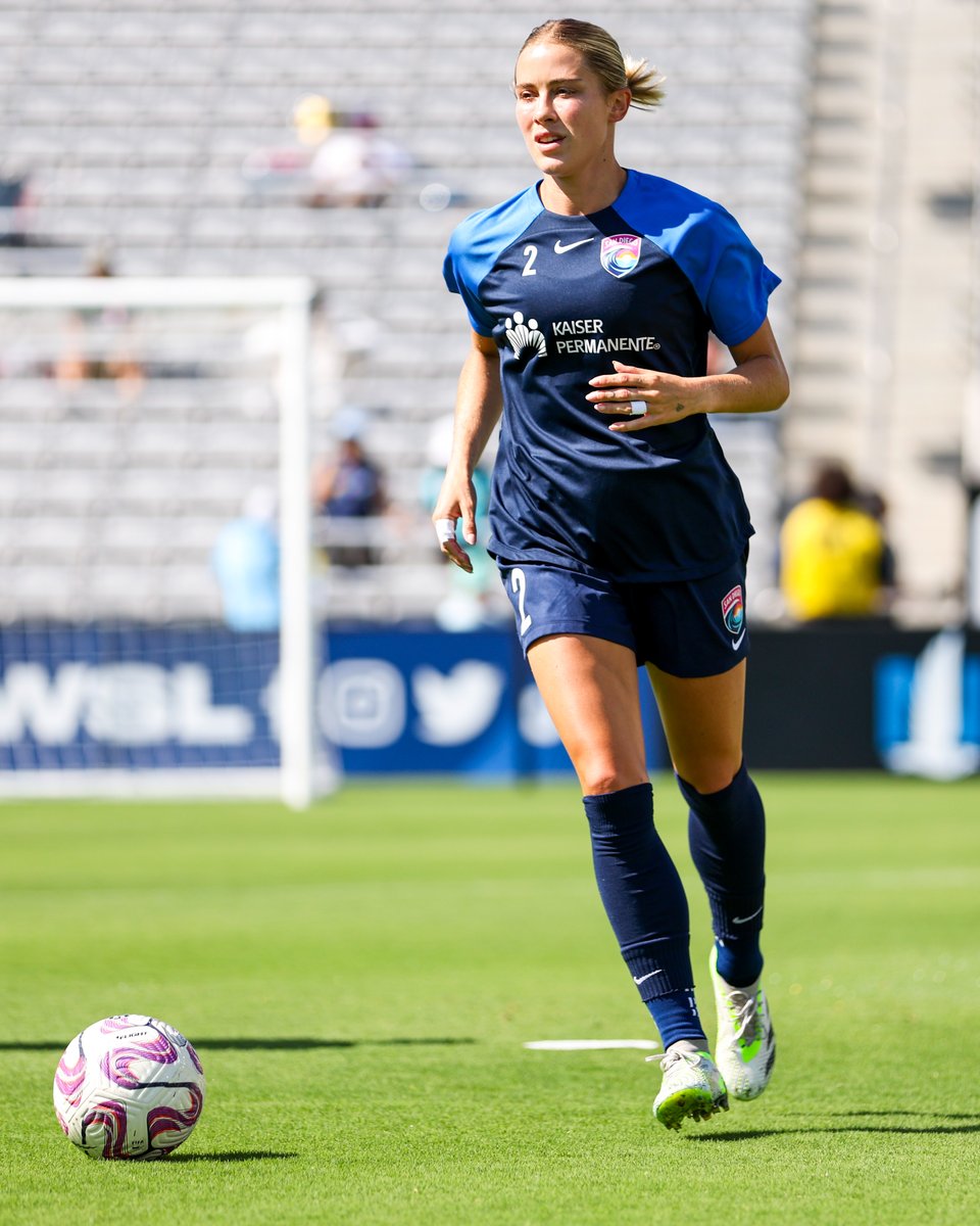 309 days since her last game

today <a href="/AbbyDahlkemper/">Abby Dahlkemper</a> returns 💙