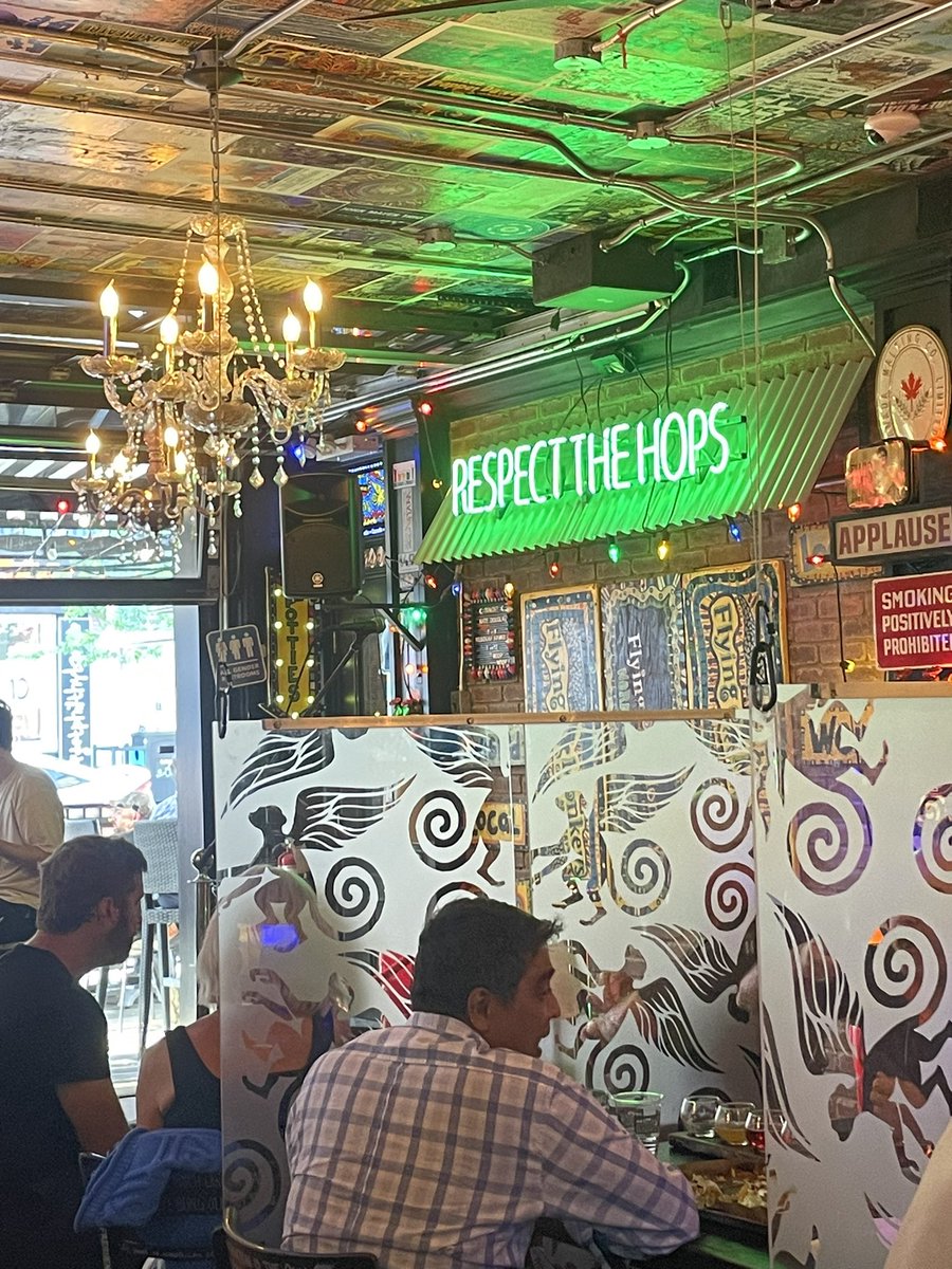 TracieRyan_'s tweet image. Bubblelord eh #flyingmonkey #craftbeer #ontario #barrie