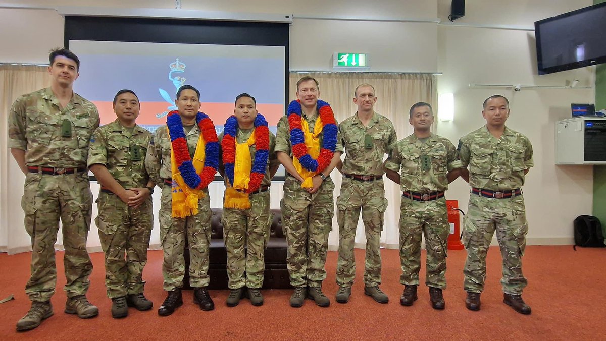 On 27 Jul 23, the Col of the Regt QG Signals Brig Mike Fayers Saheb, accompanied by Gurkha Major Maj Deepak Rai MVO and WO1 (RSM) Subash Thapa, paid an official visit to 249 Gurkha Sig Sqn and 246 Gurkha Sig Sqn. @Gurkha_Brigade @QGSAssociation @R_Signals @comd1SigBde