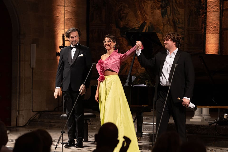 La soprano Serena Sáenz y el tenor Jonah Hoskins protagonizan un cierre memorable del 37º Festival Perelada | todalamusica.es/la-soprano-ser… | @FIMCPeralada | @serena_saenz