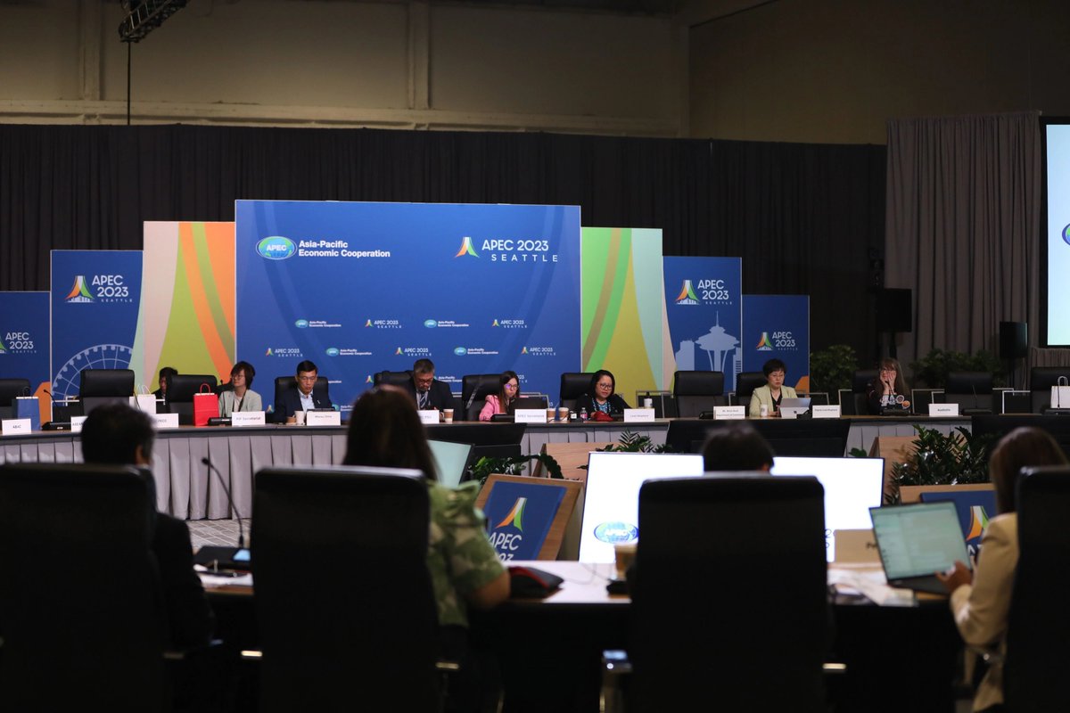 APEC's tweet photo. The two-day 62nd Tourism Working Group Meeting has concluded. Officials discussed future trends with a focus on #tourism recovery post-COVID-19. Economies also shared updates on the activities of the current Strategic Plan (2020-2024) on the four key priority areas. https://t.co/vgdRQihWfD