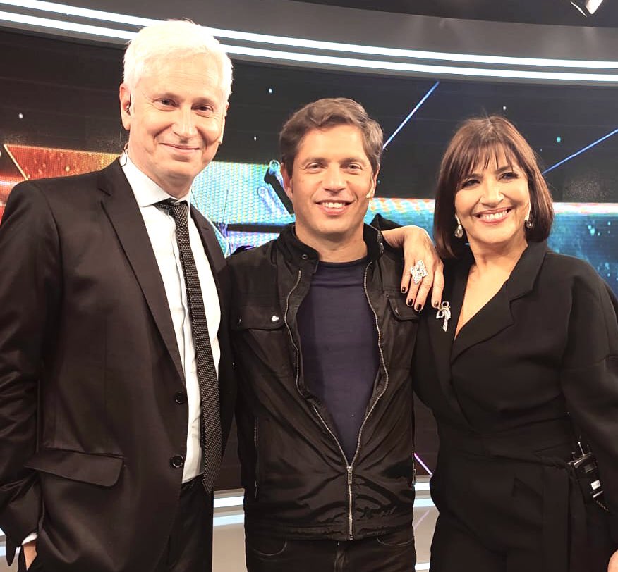 negropolisok's tweet photo. Hoy 9PM nos visita @Kicillofok Todo preparado con el equipo de los sábados de @C5N @FedeOrlandi @anitamaccaroni @mikecastroOk @miltoncesped , el mejor compañero @soyjuandinatale y un montón más que tiran para adelante 🙌 https://t.co/FxudQLQjQL