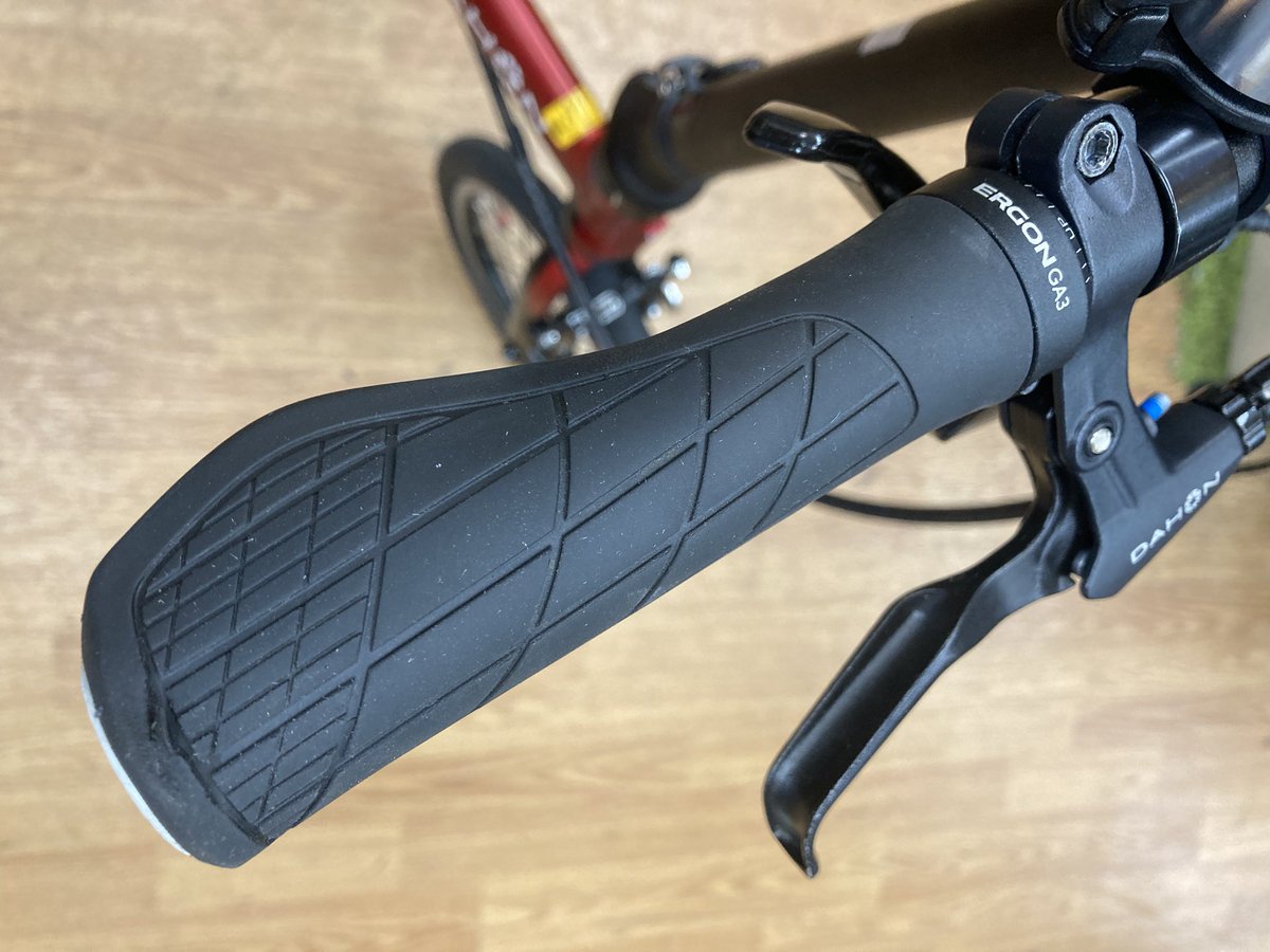 calmaxnabesan's tweet photo. dahon K3 の中古車情報ℹ️
カラーパーツ、エルゴングリップ、センタースタンド、社外リアホイール
♻️価格は店頭にて
#dahon #K3 #リユース #bikemaster https://t.co/BDaoBdAP8G