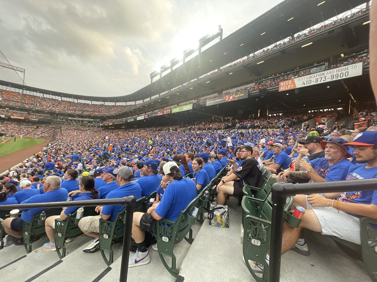 MikeDavisNJ's tweet image. Sea of blue in Baltimore #the7line #Mets @The7Line @The7LineArmy