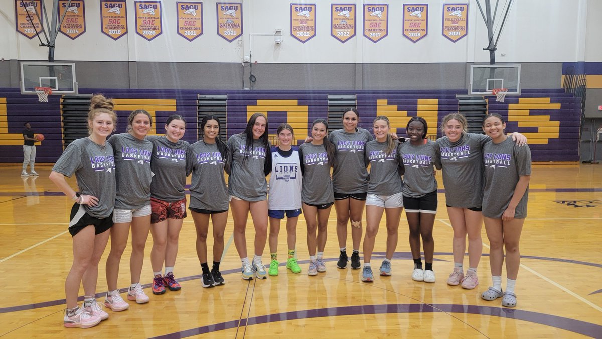 Couldn't ask for a better birthday!! Had a great camp at SAGU... and I'm going back for an official visit. Thank you to <a href="/coach_sons/">Mike Sons</a> for believing in me!🏀🏀
@saguwbb @sagu