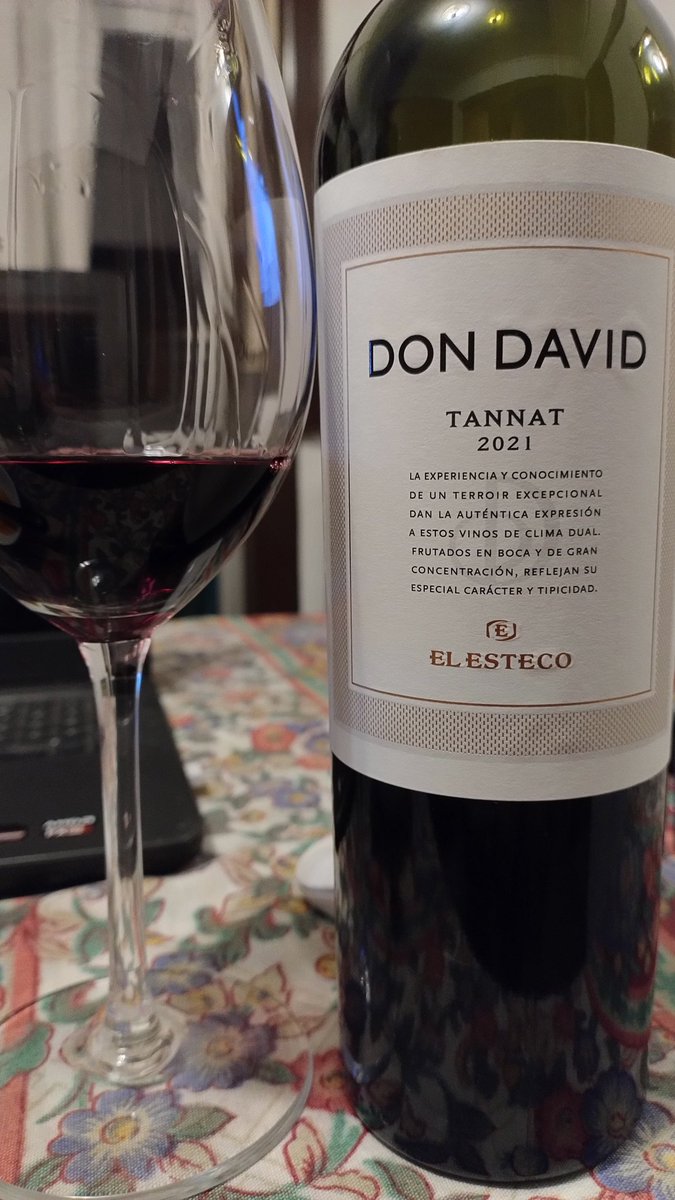 Increíble lo que brinda este tannat cafayateño tanto en nariz como en boca por su precio en góndola. Imbatible, para mí. Gracias por tanto <a href="/claudiomaza1/">Claudio Maza</a>