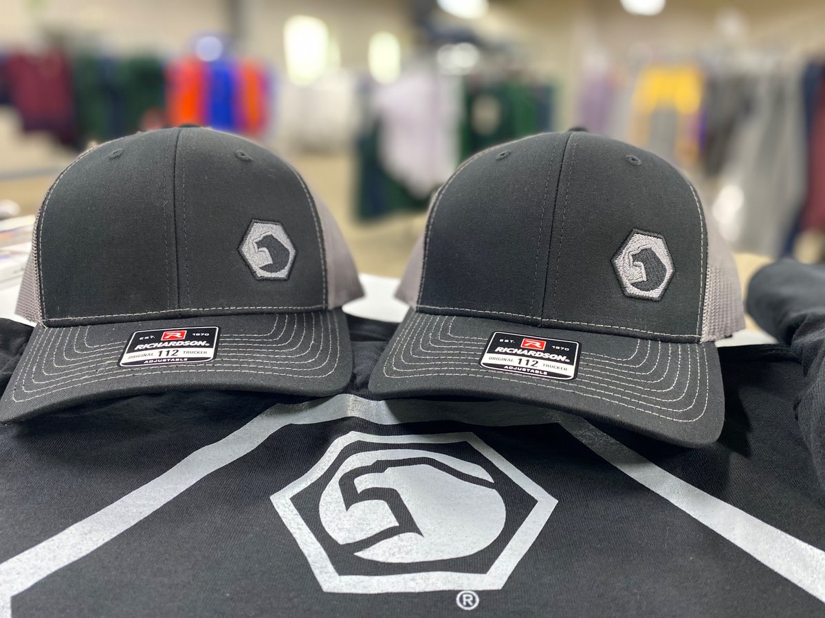 MagicMonograms's tweet image. Thank you to J Adam’s for the repeat business &amp;amp; such cool tees &amp;amp; hats. Steel ink on black tees &amp;amp; then charcoal thread on black hats…it looks good! Johnny Cash would LOVE this!
.
.
#repeatbusiness #repeatfriends #LogoUp #ScreenPrintShop #Screenprinting #screenprint #Embroidery