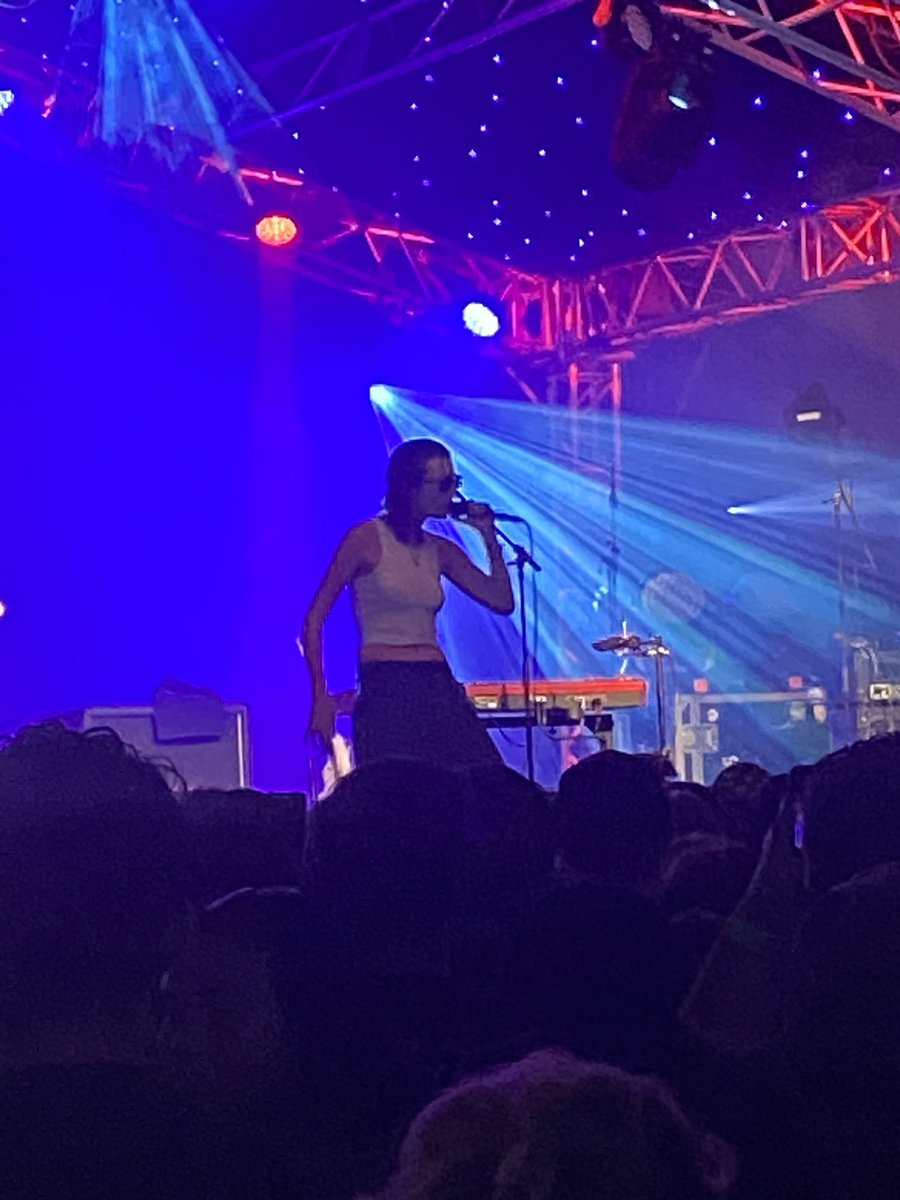 _EmAnne's tweet image. Only 11 more weeks til I see these sweet baby angels again 🥰@thebeaches @beacheskylie @beacheslele