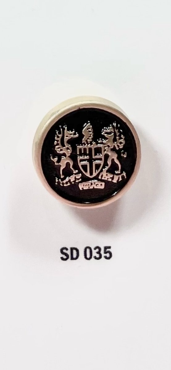 DCButtons's tweet image. Buttons for uniform, detail, detail, detail, welcome zoom in to see the details. 

#uniformbuttons #uniform #metalbuttons #DCButtons #DongChuanButtons #DC #buttonmanufacturer #detailofbuttons #spiritofuniform