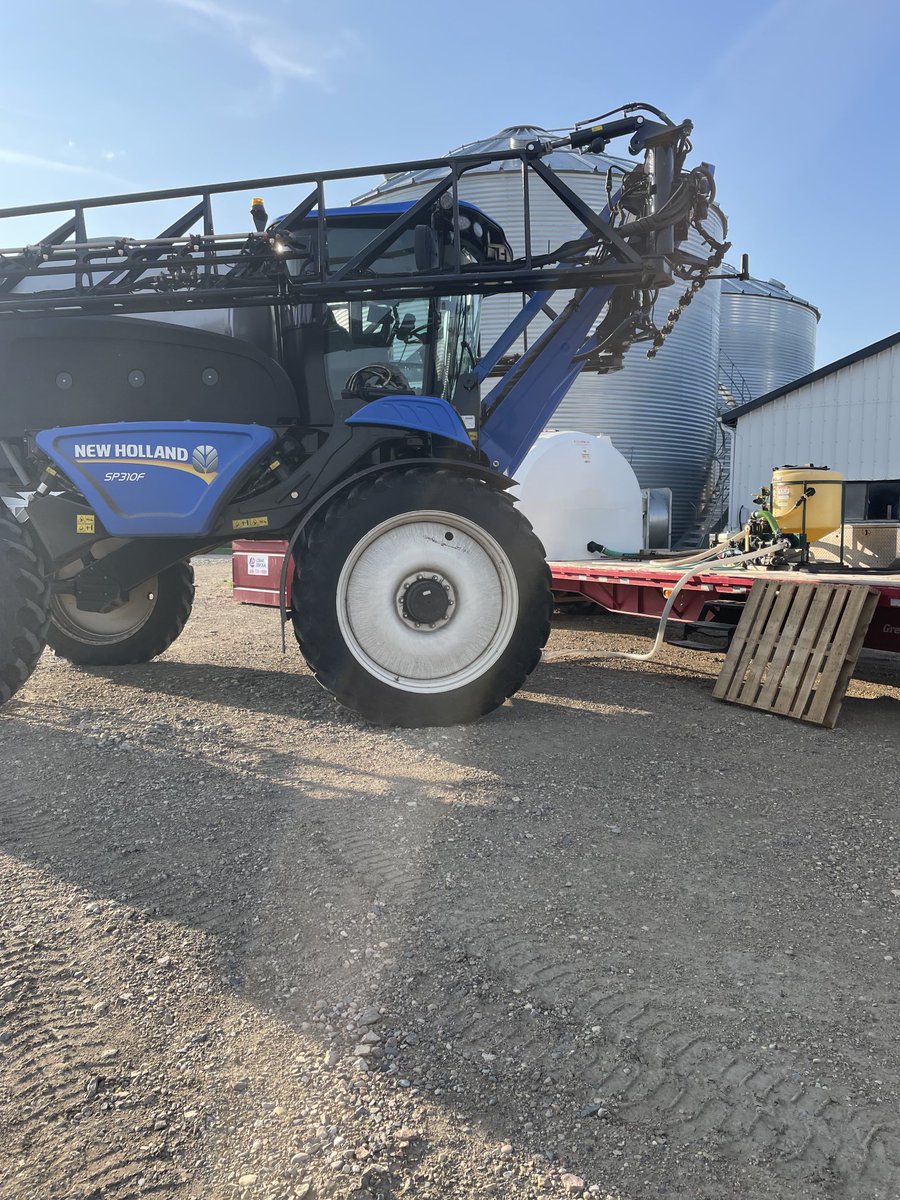 I’m not gonna get too teary eyed about missing this job. This is the last tank I’ll ever mix (I hope)  spraying on a modern day farm is necessary but a job I always disliked. #retirement