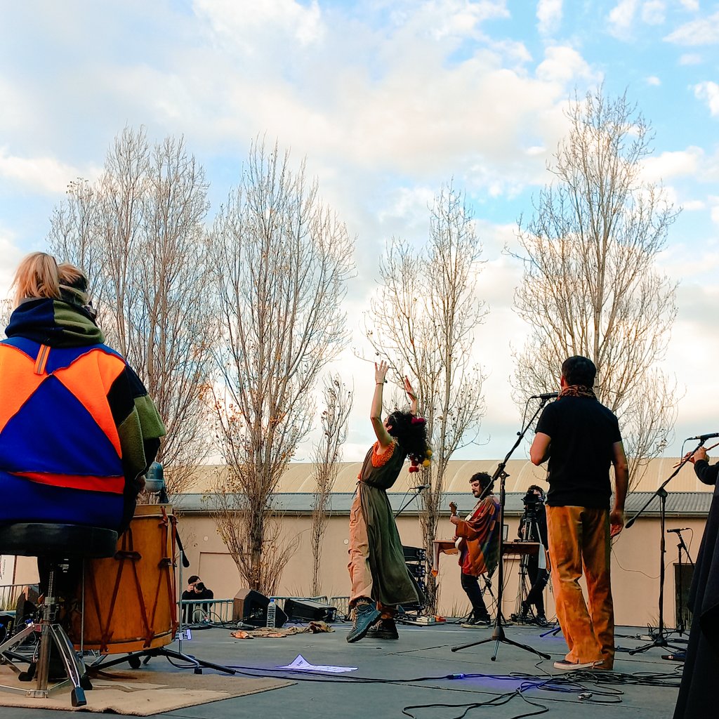 Se terminaron las vacaciones pero #ArgentinaUnidaSeMuestra continúa activa! 🙌🏼🎶🇦🇷☀️

LA PAMPA, SAN JUAN y LA RIOJA presentes en el patio federal del Consejo federal de cultura 👏