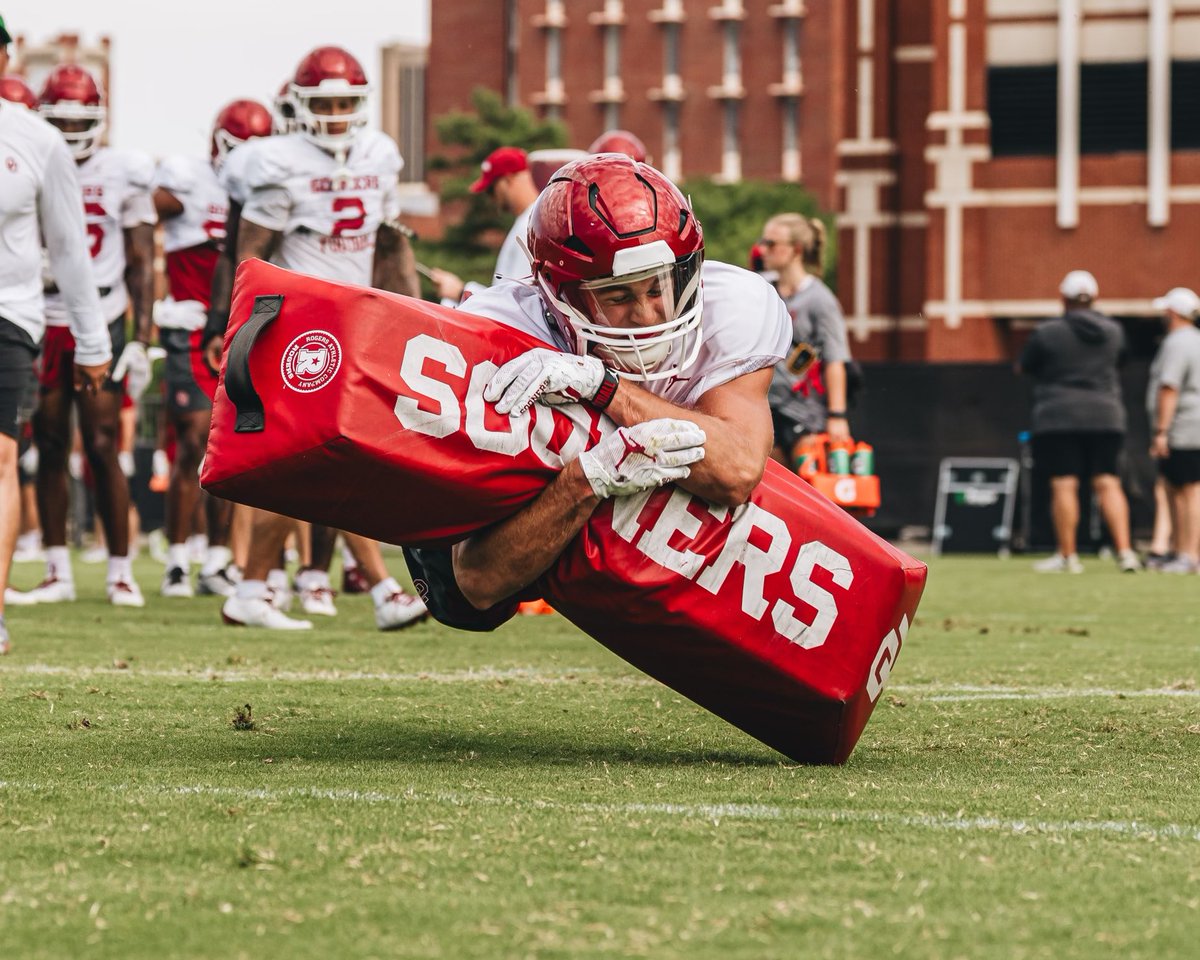 On the attack. #OUDNA