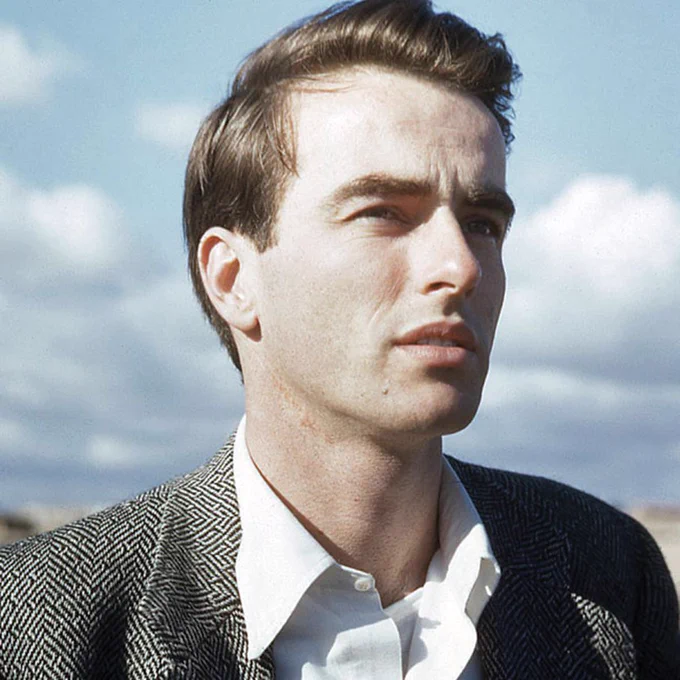 ClassicMovieDig's tweet photo. Montgomery Clift, 1952
If you have one, what is your favorite MC movie?

#TCM #TCMParty #movie #poll https://t.co/X2YrozHGiu